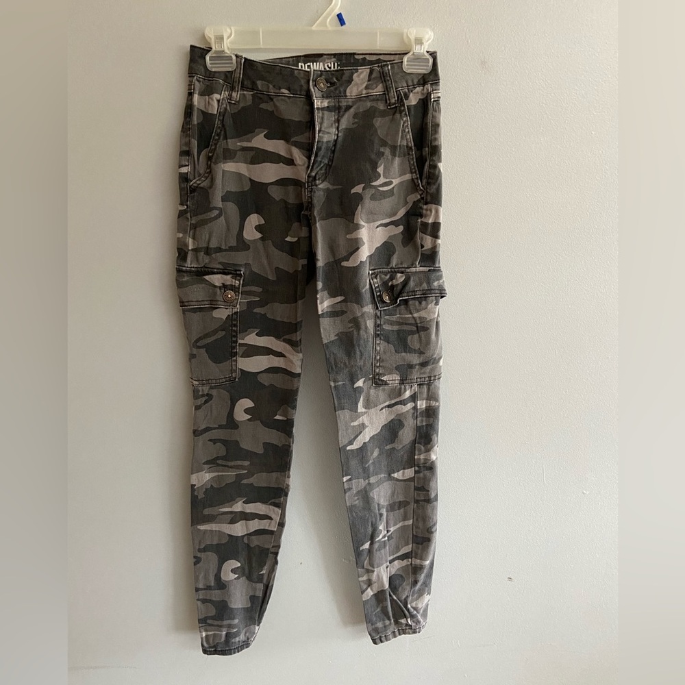 Rewash Camouflage Cargo High Rise Skinny Leg Women’s size 1/25